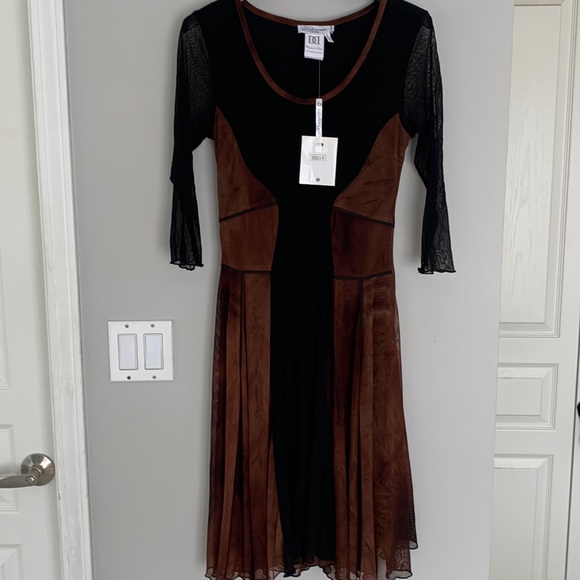 BNWT black/ brown - Picture 1 of 4